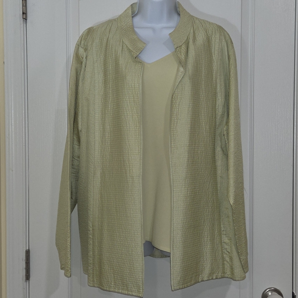 Eileen Fisher Soft Green Silk  Jacket (3x) and Tank Top (2x) Ensemble